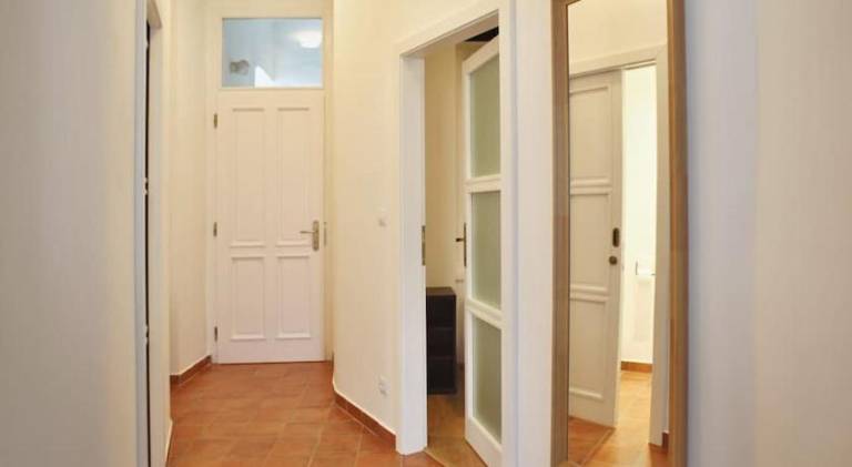 Apartment | Near Dancing House — photo 3
