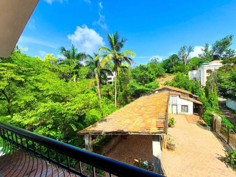 Charming vacation home with barbeque & pool | Perfect for remote work | Pets allowed — photo 4