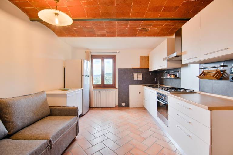 Holiday apartment with terrace & yard — photo 2