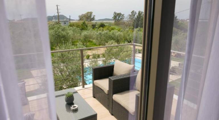 Rental apartment with pool, hot tub & terrace | Suitable for remote work | Pets allowed — photo 5