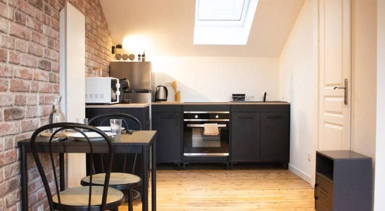 Apartment with terrace — photo 3