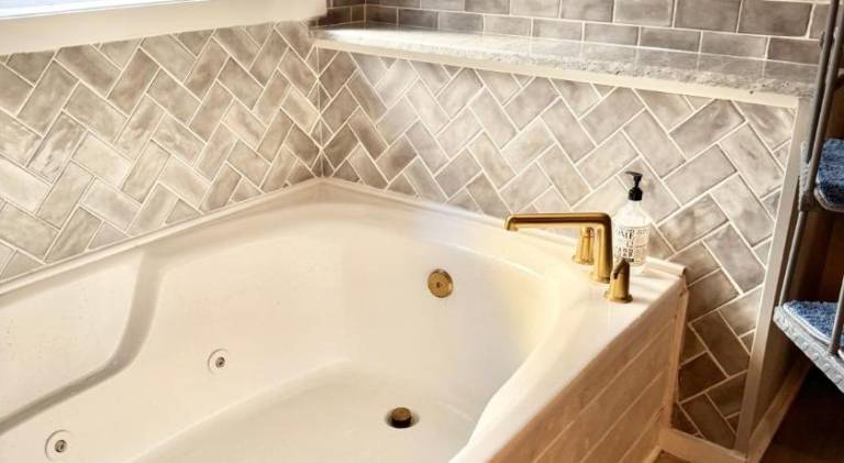 Wonderful vacation home with jacuzzi | Pets allowed — photo 3
