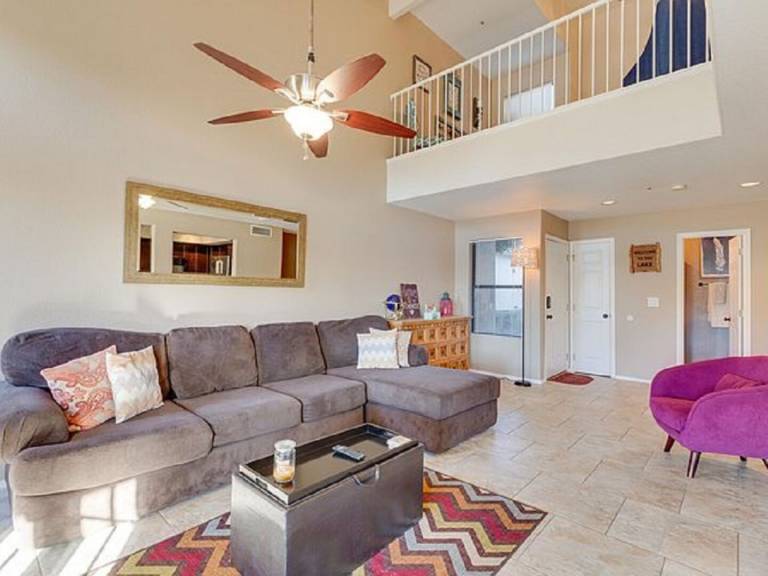 Family-friendly rental apartment with yard, private pool & patio | Pets are welcome — photo 2