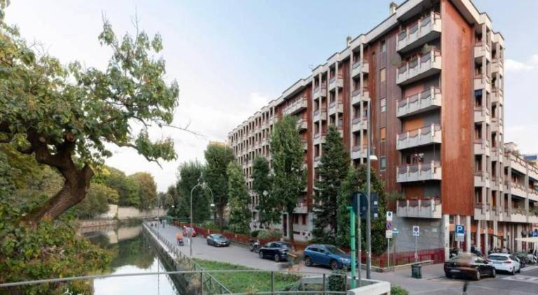 Cozy Home Milano 5 posti letto - 15 minuti dal Duomo - Metro M1 a 4 minuti - AC - Wifi - Netflix — photo 5
