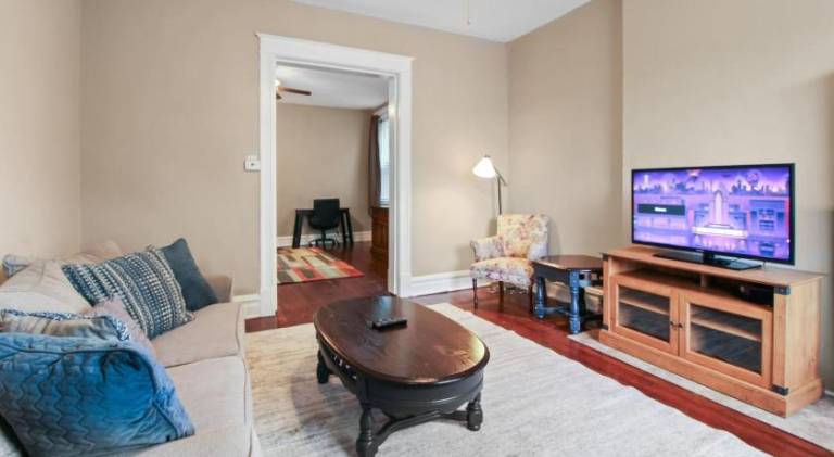 Apartment | Perfect for remote work in St. Louis, MO