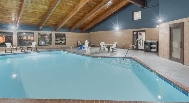 Best Western Fort Wayne I-69 North — photo 2