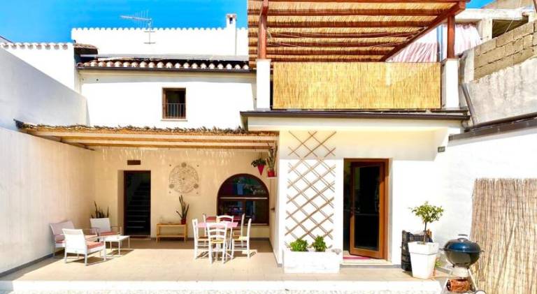 Al Vicoletto - Genuine Hospitality & Private Parking in Tortoli