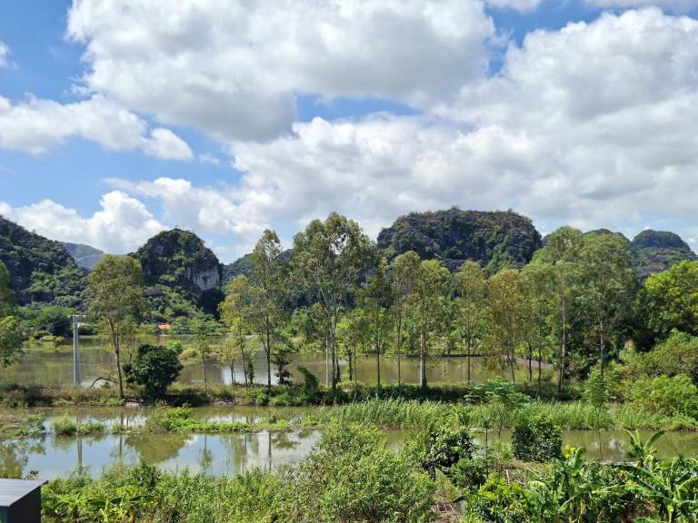 VISTA TAM COC HOTEL in Hoa Lu