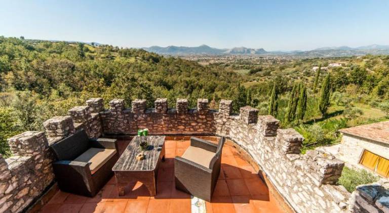 Villa with jacuzzi & pool — photo 3
