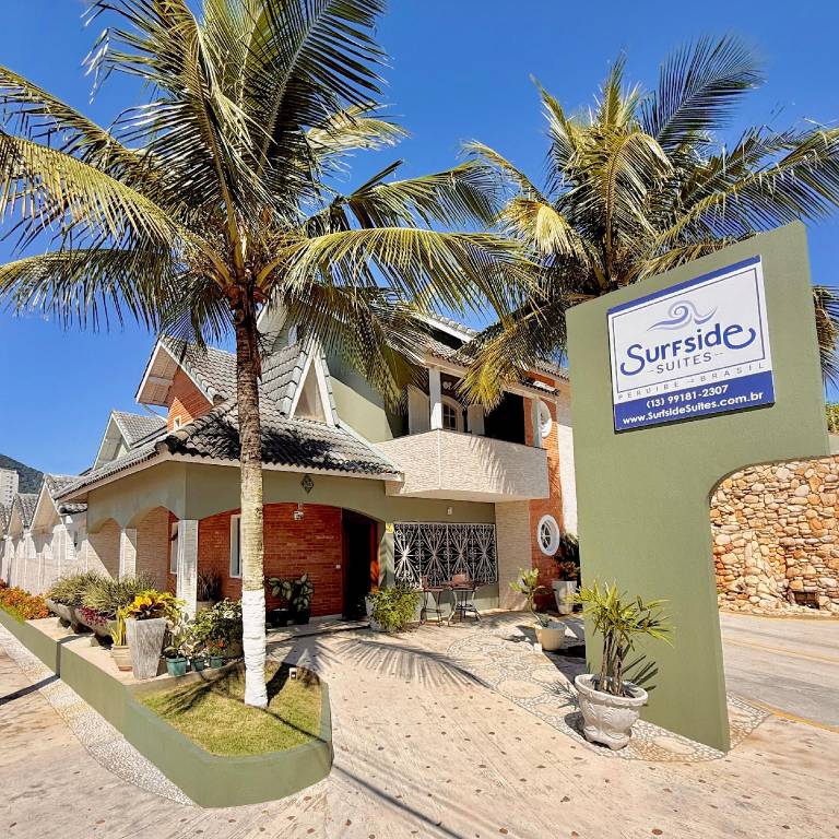 Surfside Suites in Peruíbe