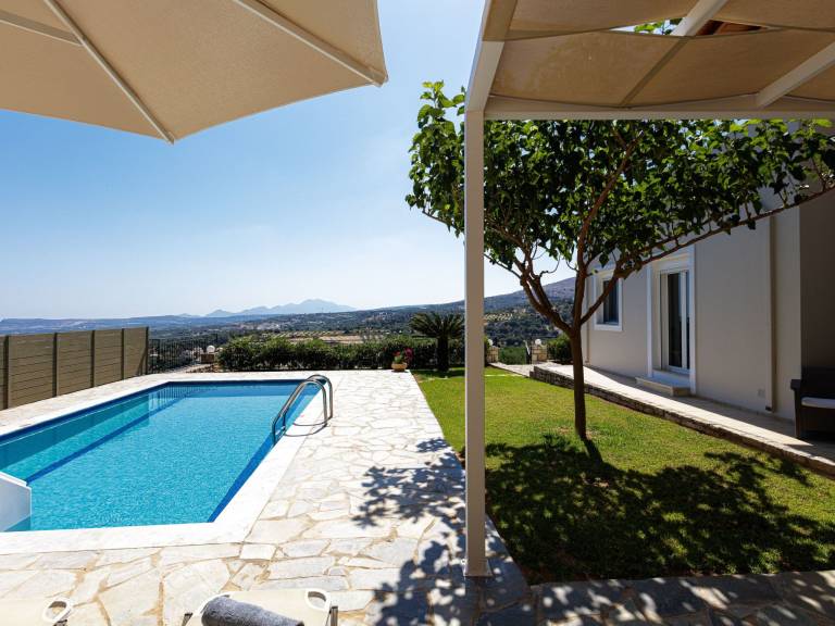 House with grill, private pool & yard | Mountain view — photo 2