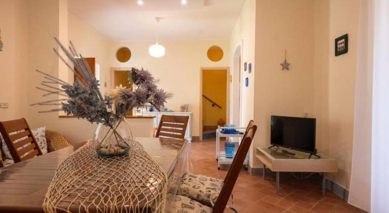Villa with 4 rooms for 8 persons — photo 2