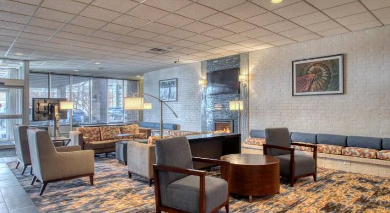 Radisson Hotel and Conference Center Fond du Lac — photo 4