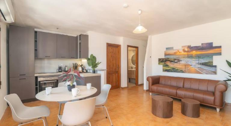 Villa La Dolce Teodoro - Spacious Family Villa Near Beaches & Center — photo 2