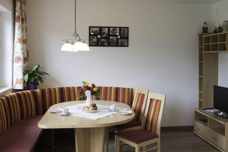 Ferienwohnung Hütten
