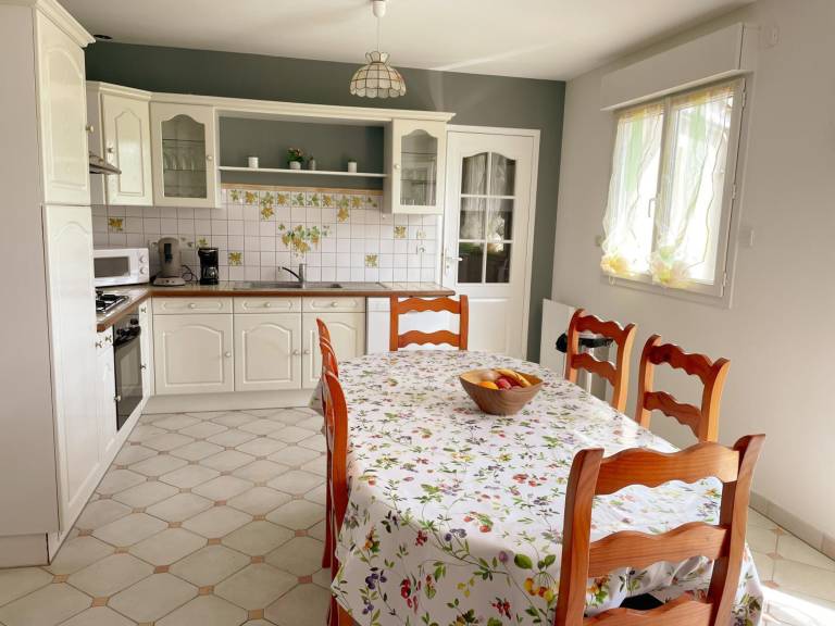 Charming Family-Friendly Cottage, Pet Welcome, Garden, Near Blois & Loire Castles — photo 5