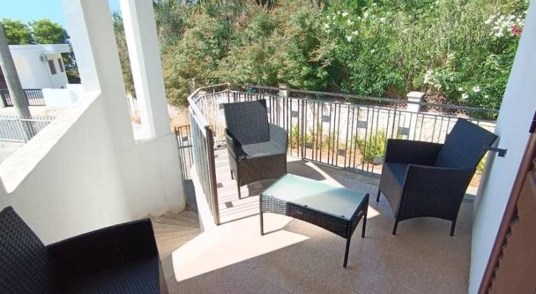 Villa with 2 rooms for 5 persons — photo 4