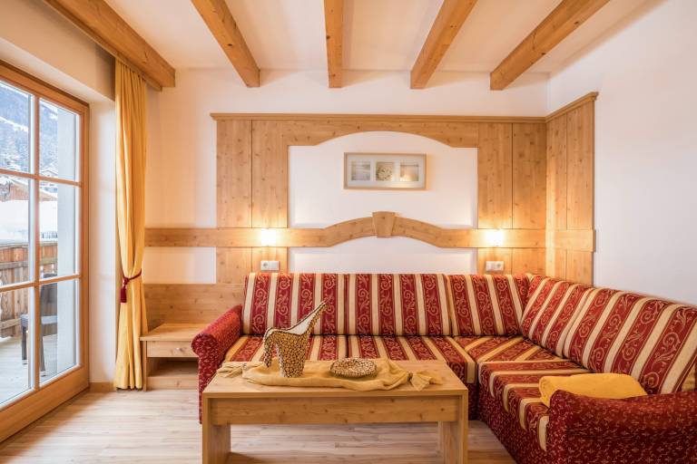 Rental apartment with garden & patio in Valle Aurina
