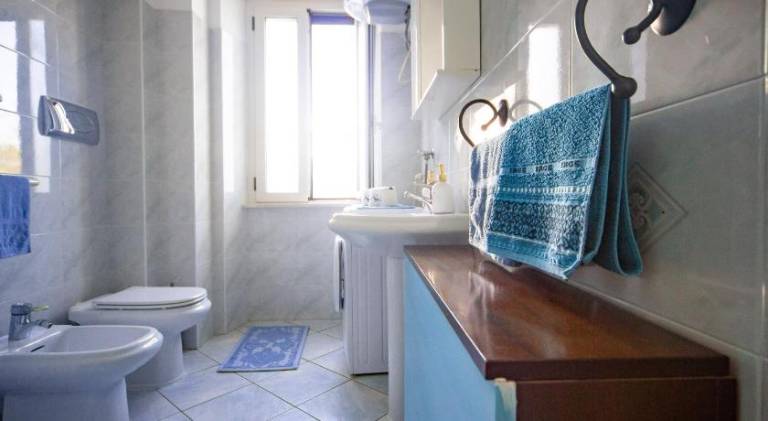 Holiday apartment with 2 rooms for 5 persons — photo 2