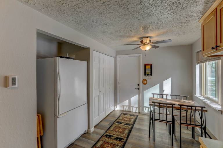 Dobby's Place - Fenced yard - Close to downtown - WiFi - Pet-friendly - Garage — photo 5