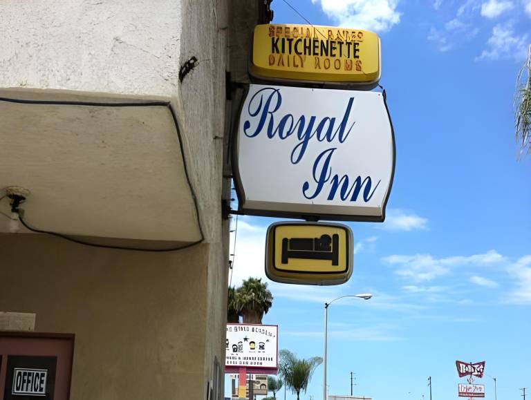 Royal Inn