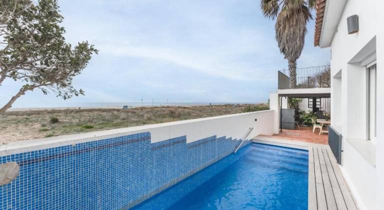 Villa with private pool, garden & terrace — photo 3