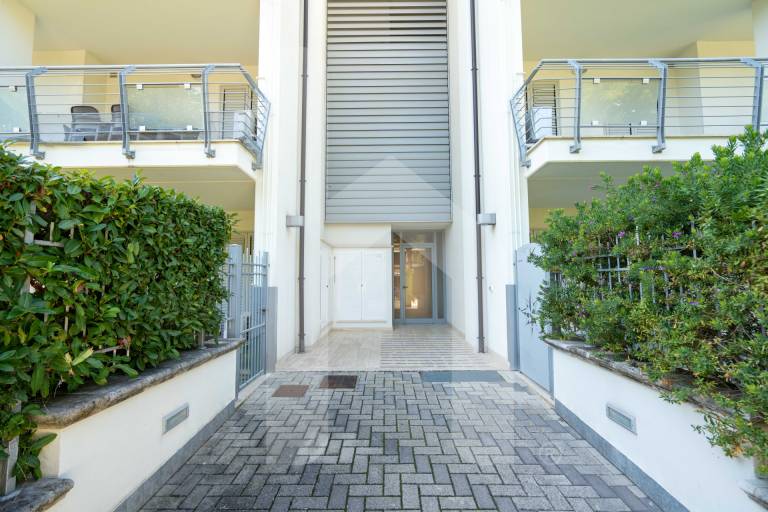 Charming apartment with yard | Beach nearby | Pets allowed — photo 3