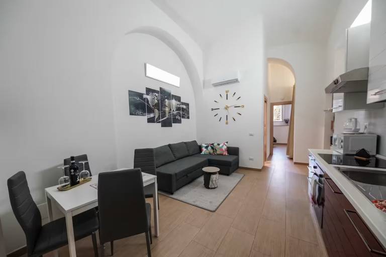 Appartamento Accogliente per Coppie e Famiglie a Roma