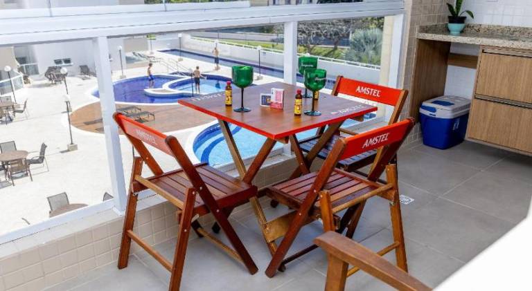 Apartment with pool, barbeque & garden — photo 5