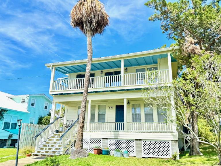 Apartment  Cedar Key
