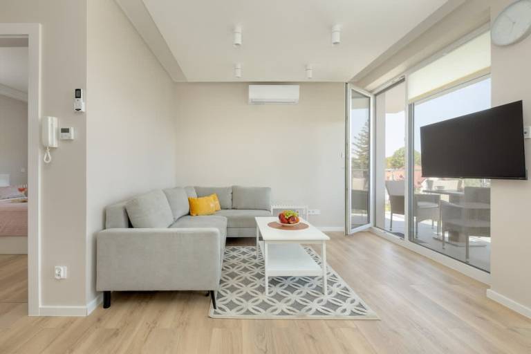 Family-oriented wonderful apartment with fast internet & yard | Next to the beach | Pets are welcome in Rewal
