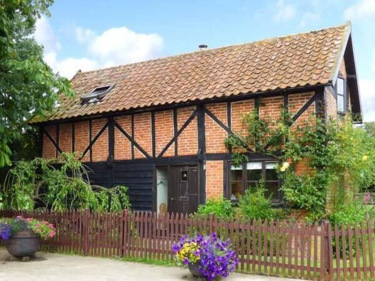 Cottage  Garvestone