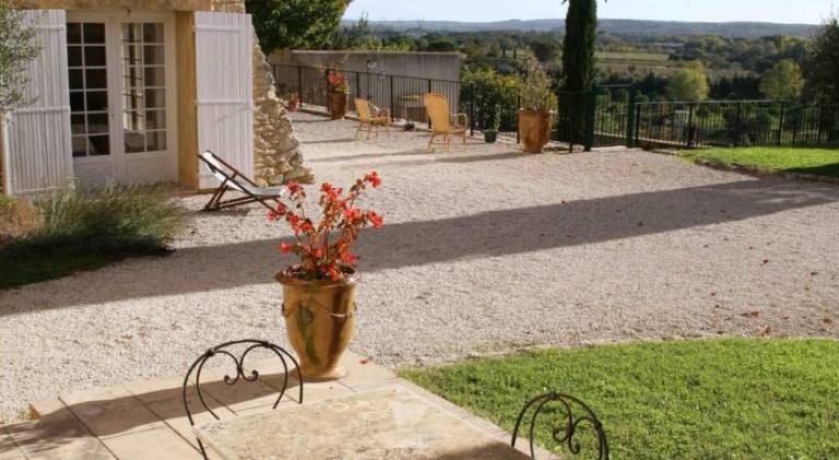 Le Mas d'Yvette - Authentic 19th century house with pool and stunning view — photo 4