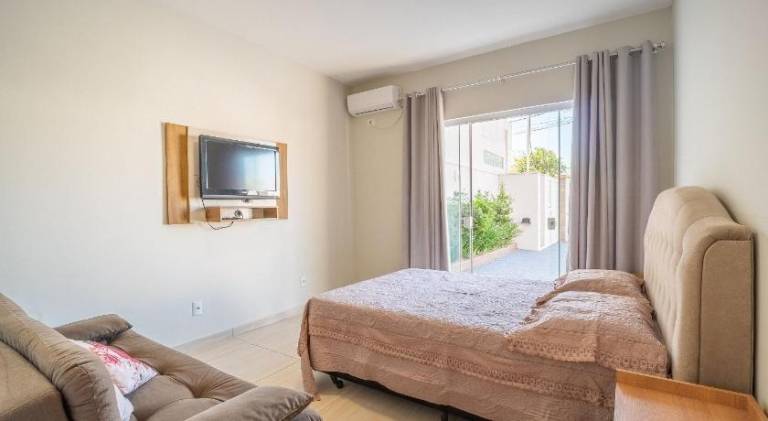 Pleasant house with pool | Next to the beach | Pet-friendly — photo 2