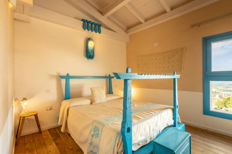 Private room Gergei