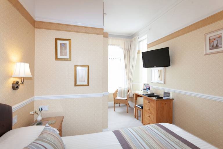Accommodation  Babbacombe