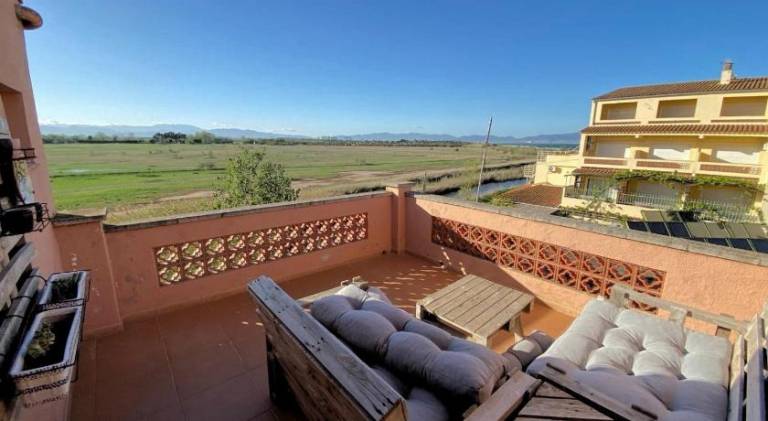 Apartment with terrace, garden & pool | Good for workation — photo 4