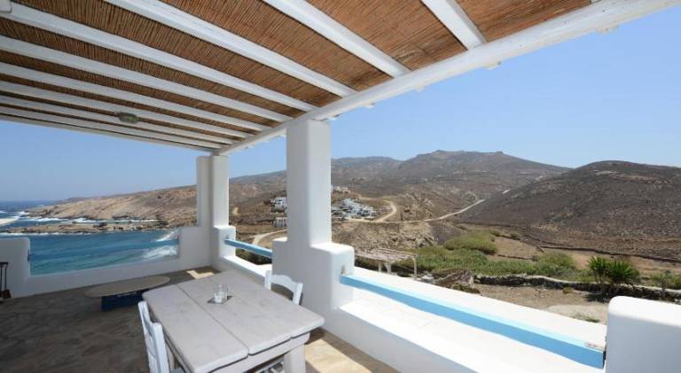 Villa with terrace, pool & garden — photo 4