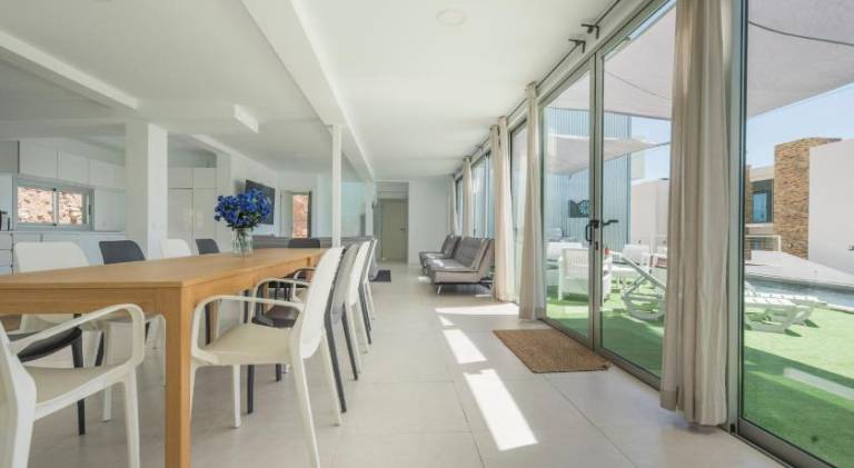 Fully equipped big villa with yard, private pool & grill | Pet-friendly — photo 3