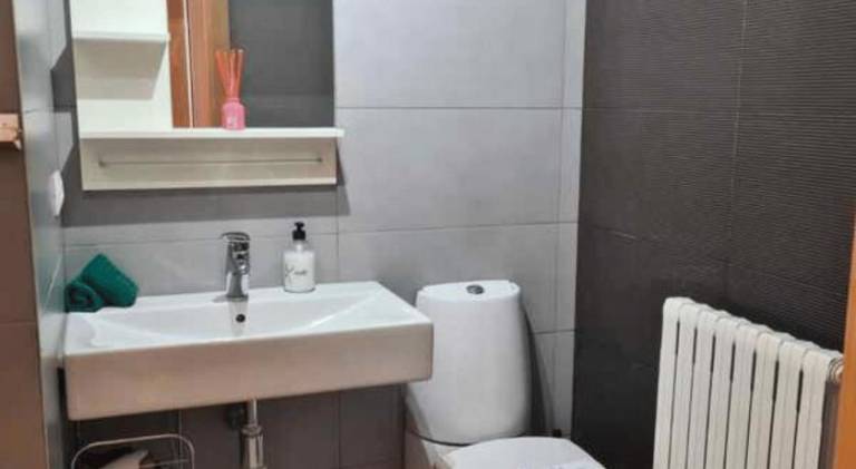 Wonderful apartment | Close to Cathedral-Basilica of Our Lady of the Pillar | Pet-friendly — photo 5