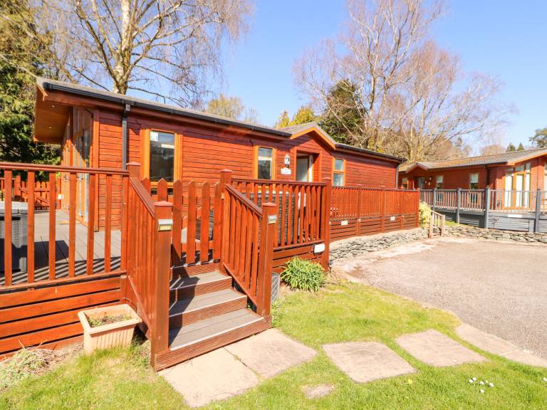 Family-oriented cottage with sauna, garden & pool | Dogs allowed — photo 4