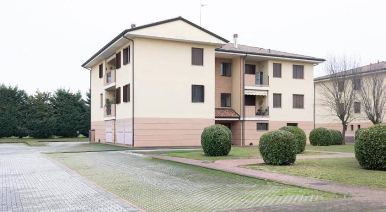 Rental apartment with 2 rooms for 5 persons — photo 3