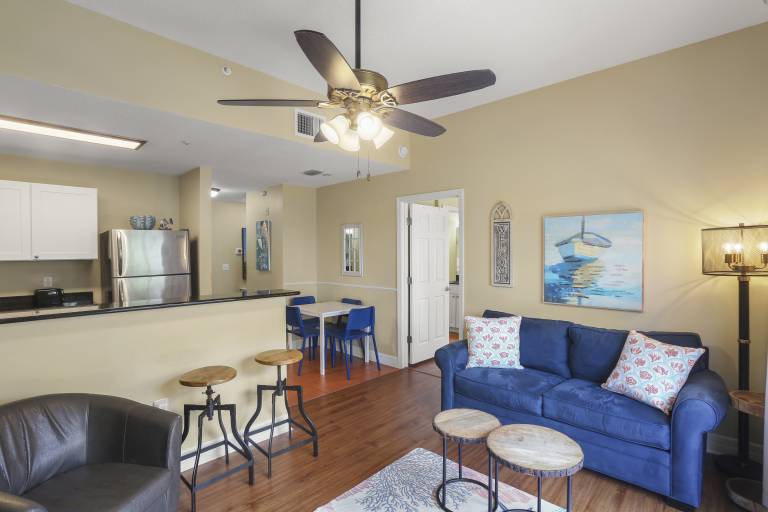 Condo with jacuzzi & heated pool | Water view — photo 2