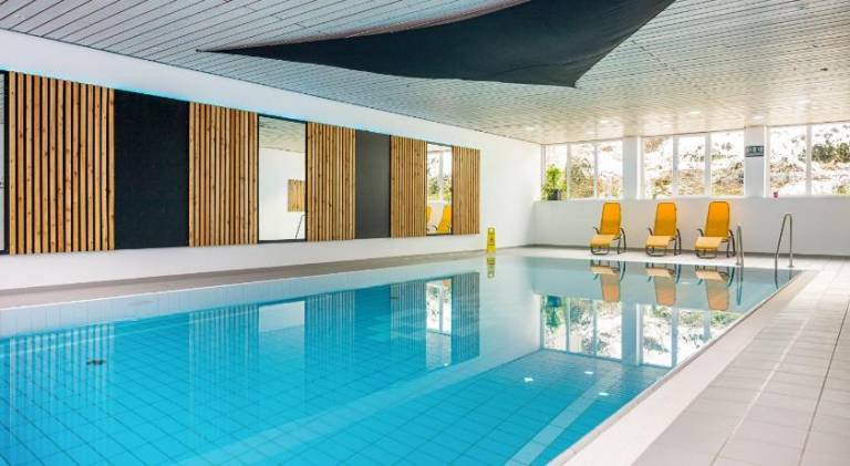 Holiday apartment with pool — photo 2