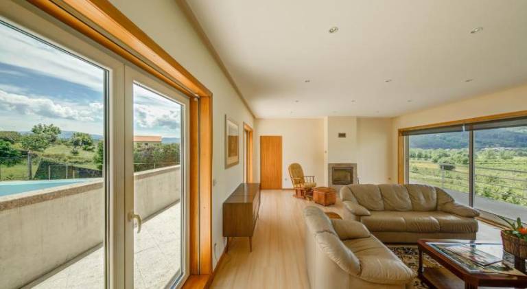 Fully equipped big house with yard, private pool & terrace | Good for workation | Pet-friendly — photo 3
