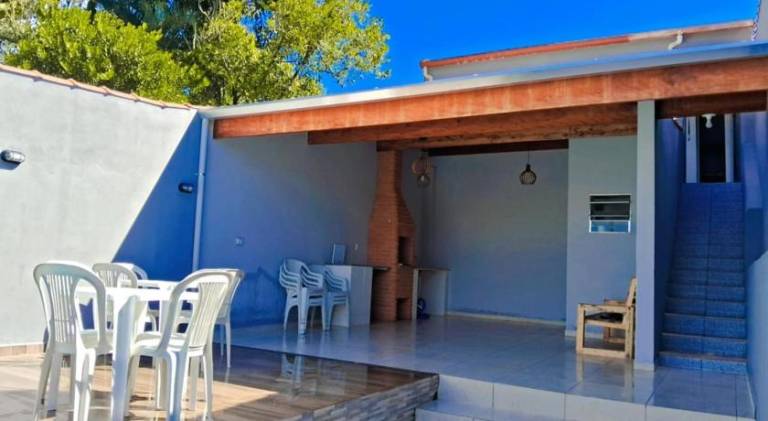 Vacation home with pool | Pets allowed — photo 3