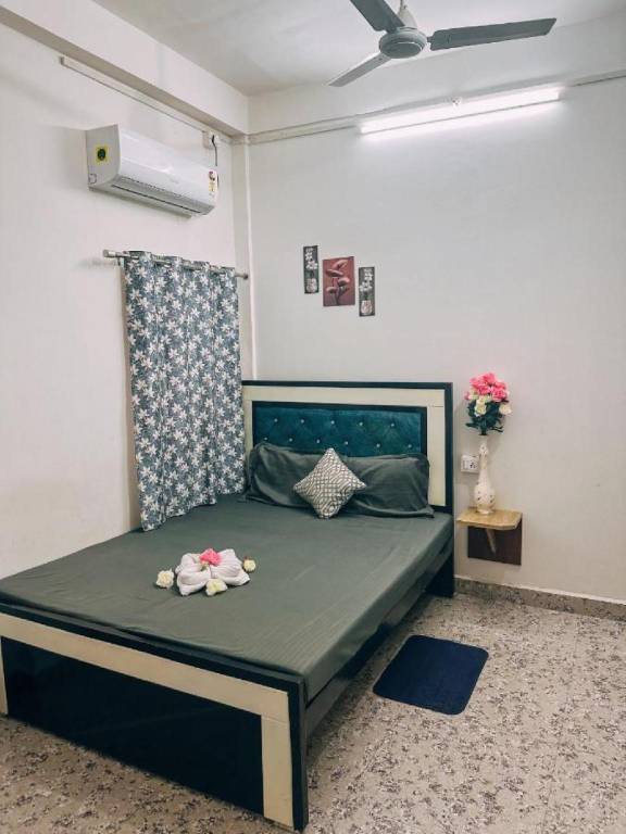 Shree KB Guest House (VARANASI) in Tola