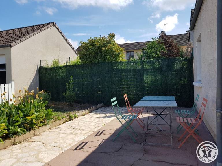 Gite with grill, terrace & garden — photo 3