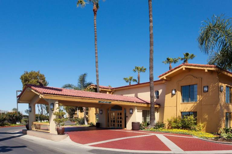 La Quinta Inn by Wyndham Costa Mesa / Newport Beach in Fountain Valley, CA