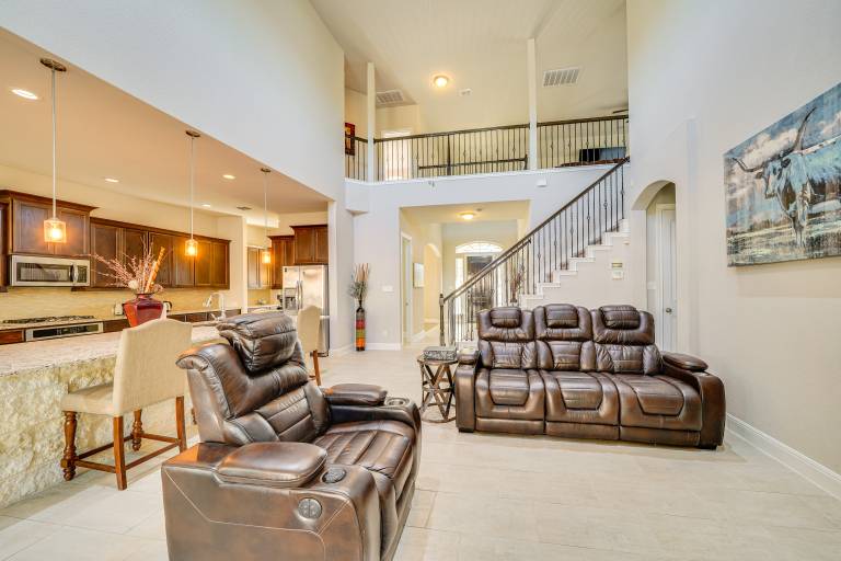 6 Mi to SeaWorld: Pet-Friendly Home w/ Pool Access — photo 4